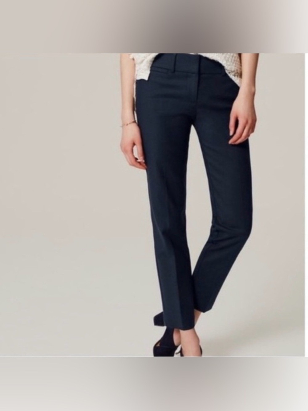 NWT Loft Riviera Pants Julie Fit - size 4. B14